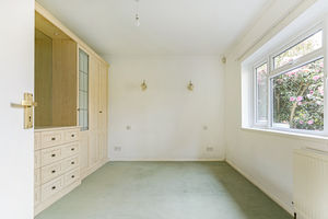 Bedroom- click for photo gallery